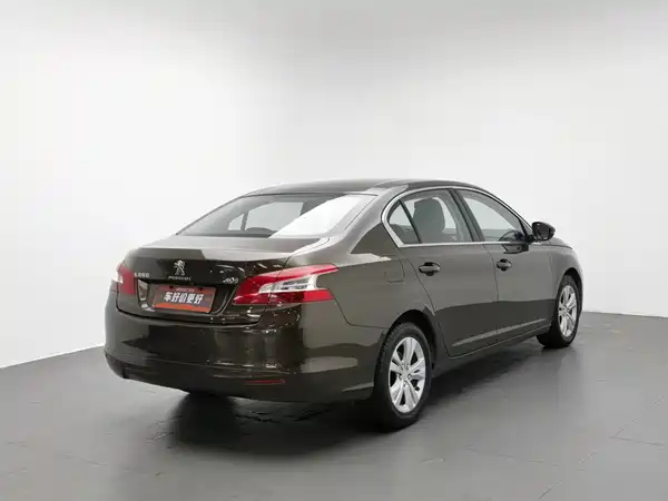 Peugeot 408 2015