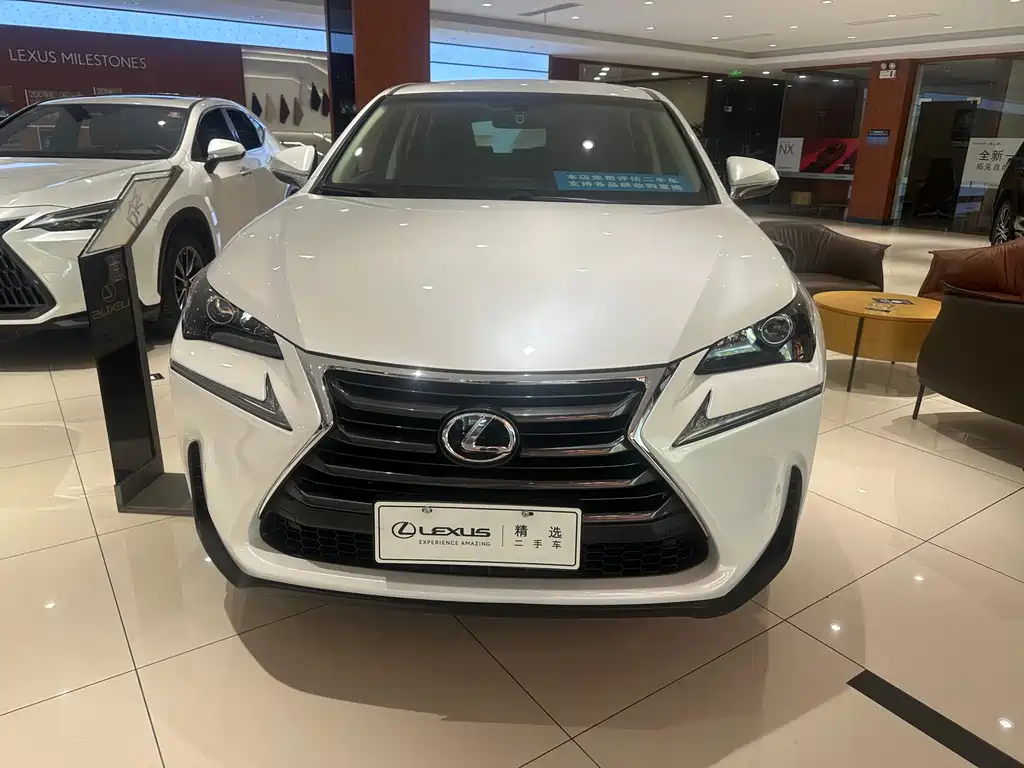 Lexus NX 2017 — фото 2