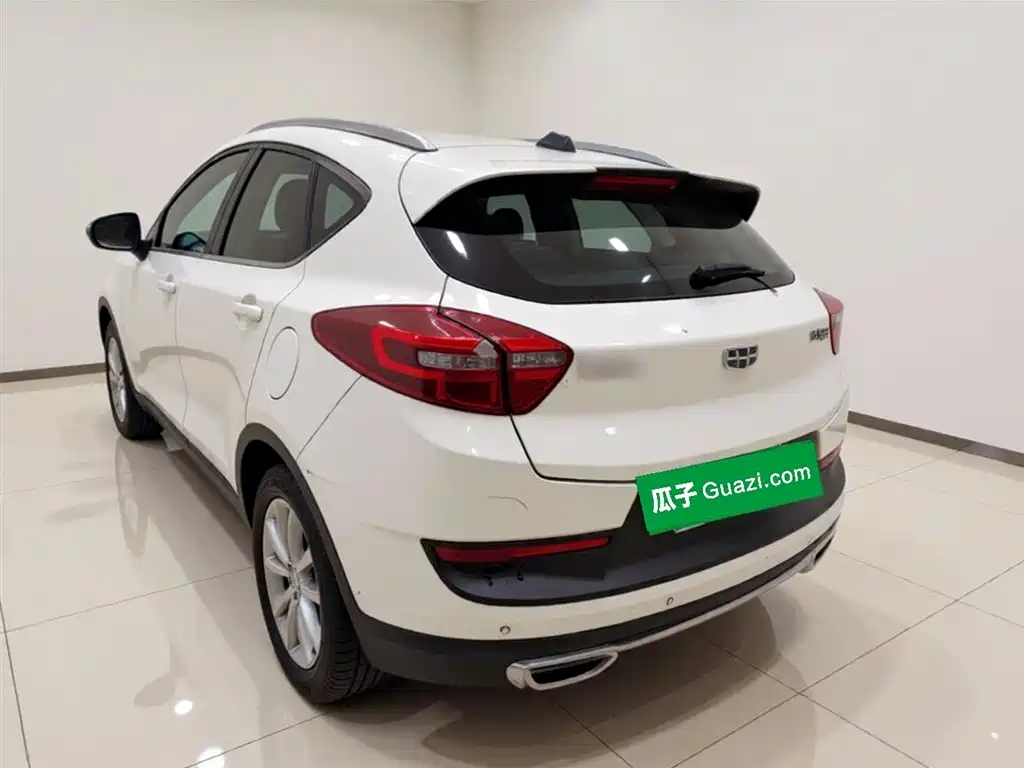 Geely Emgrand GS 2018 — фото 25