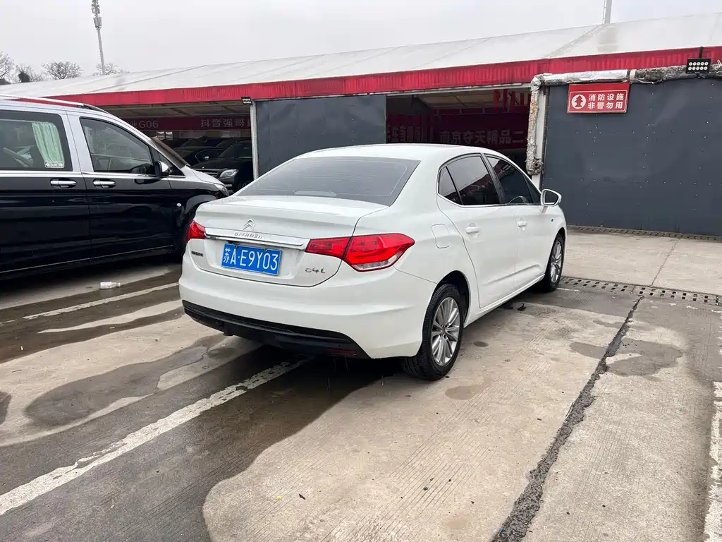 Citroen C4L 2015 — фото 19