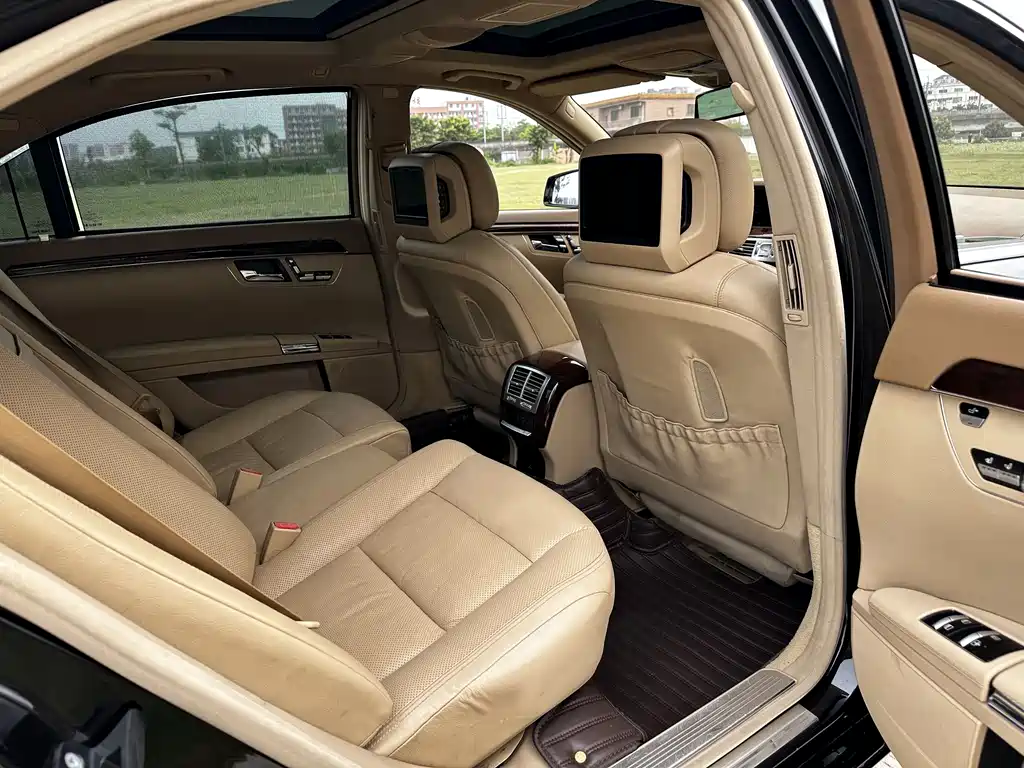 Mercedes-Benz S-Class 2011 — фото 12