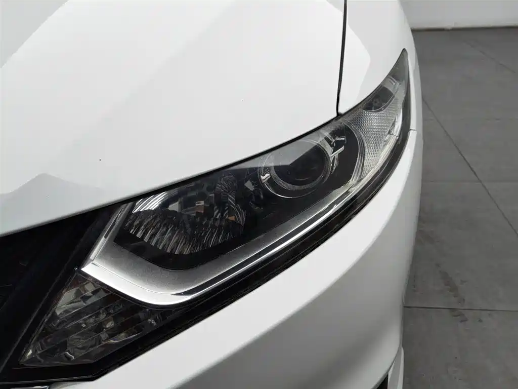 Honda Jade 2016