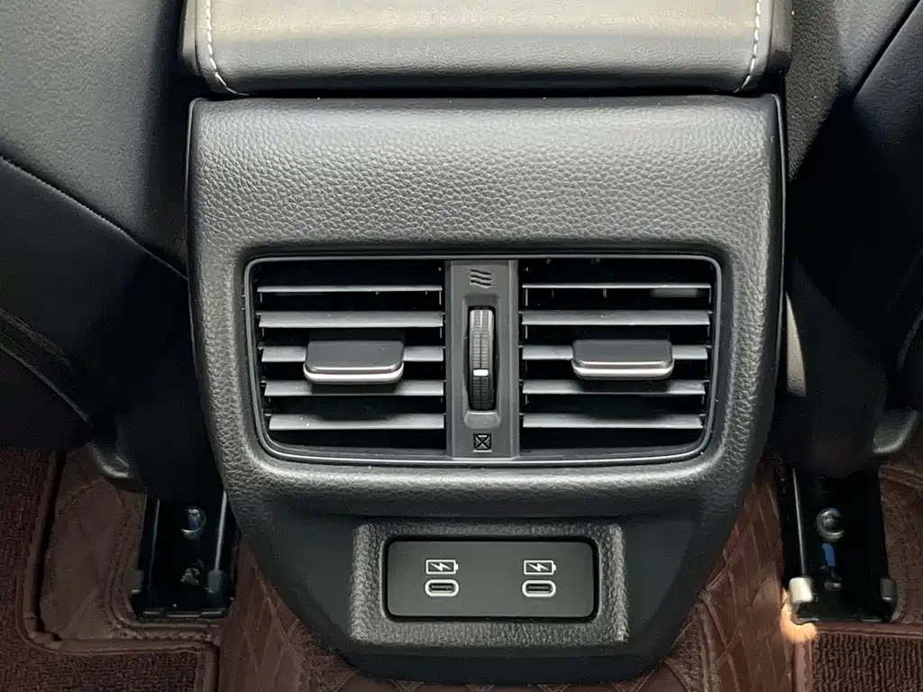 Honda Civic 2025 — фото 15