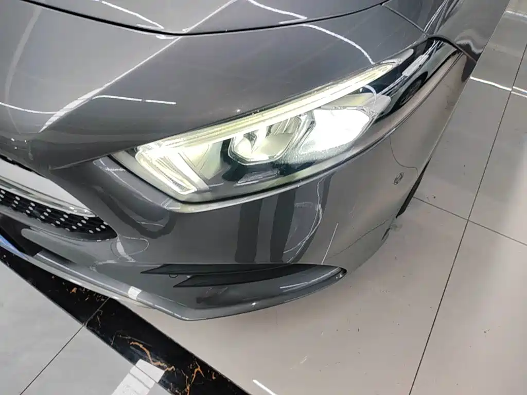 Mercedes-Benz A-Class 2020 — фото 24