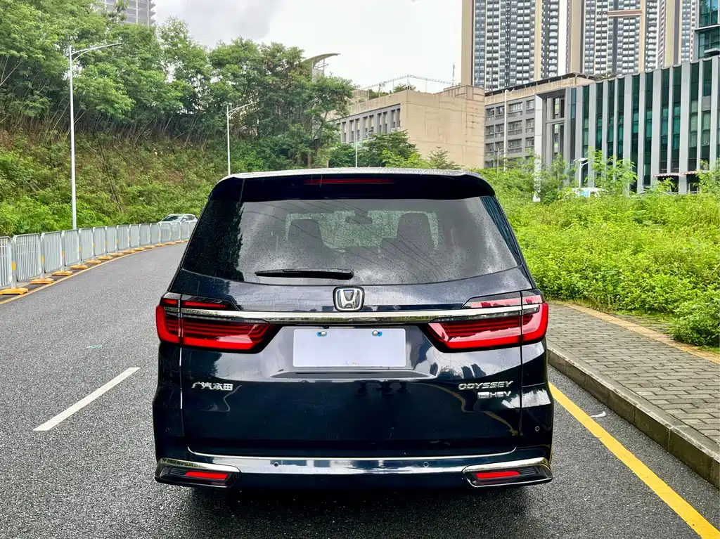 Honda Odyssey 2022 — фото 11