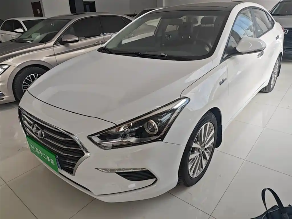 Hyundai Mistra 2017 — фото 2