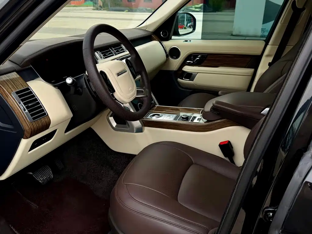 Land Rover Range Rover 2019 — фото 14