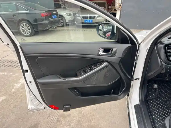 Kia K5 2014
