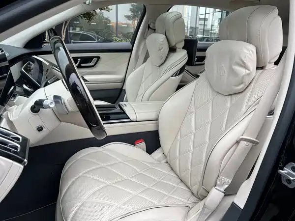 Mercedes-Benz Maybach S-Class 2023