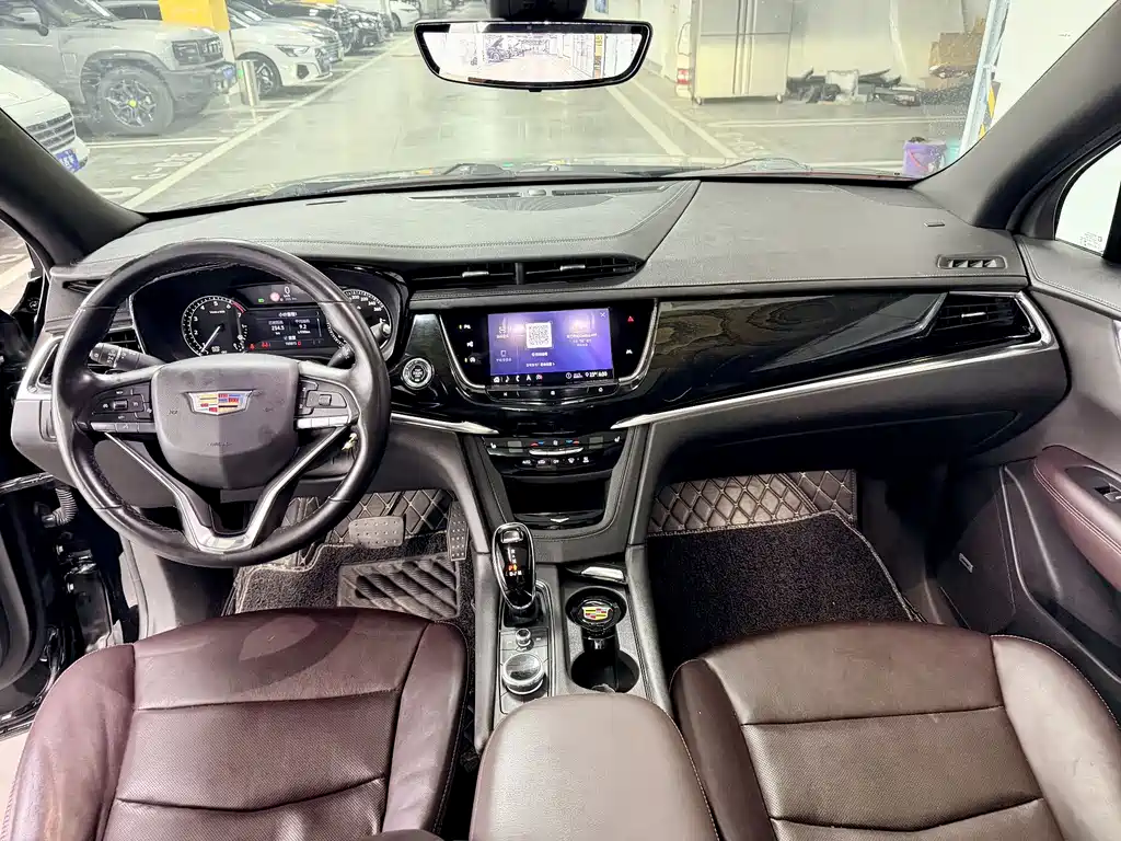 Cadillac XT6 2020 — фото 9