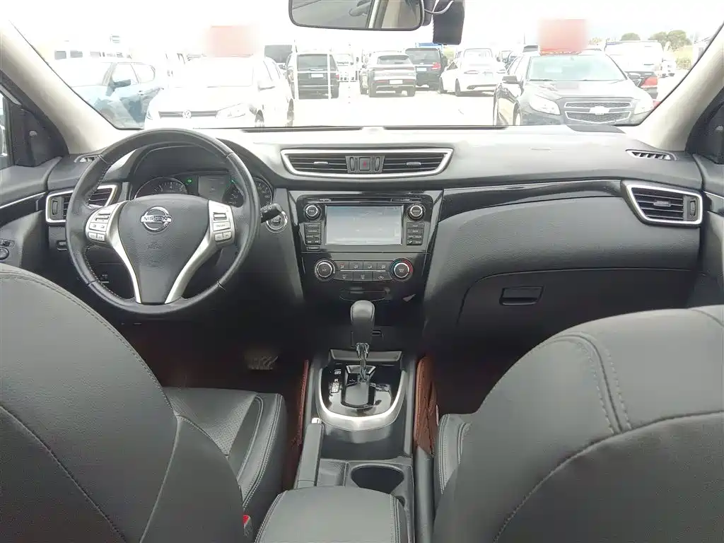 Nissan Qashqai 2017 — фото 10