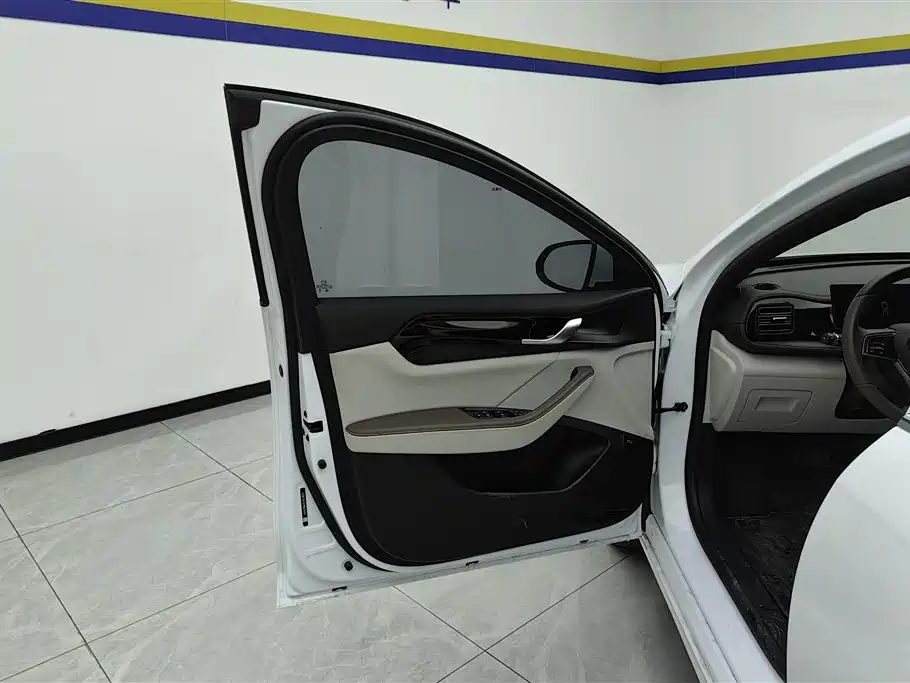BYD Qin PLUS 2024 — фото 7