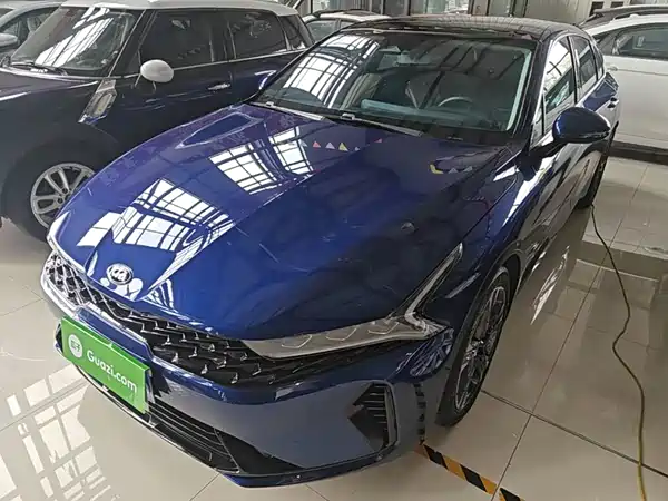 Kia K5 2021