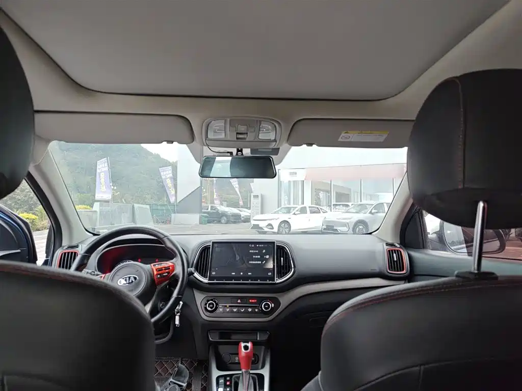 Kia KX3 2016 — фото 17
