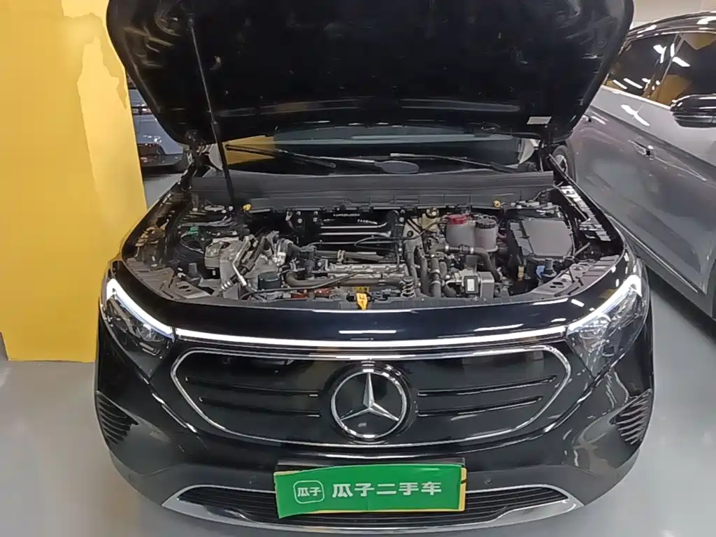 Mercedes-Benz EQB 2023 — фото 20
