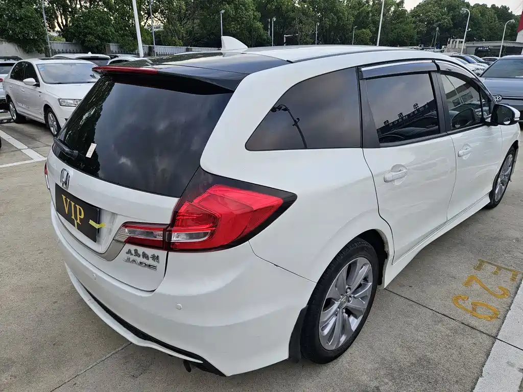 Honda Jade 2017 — фото 14