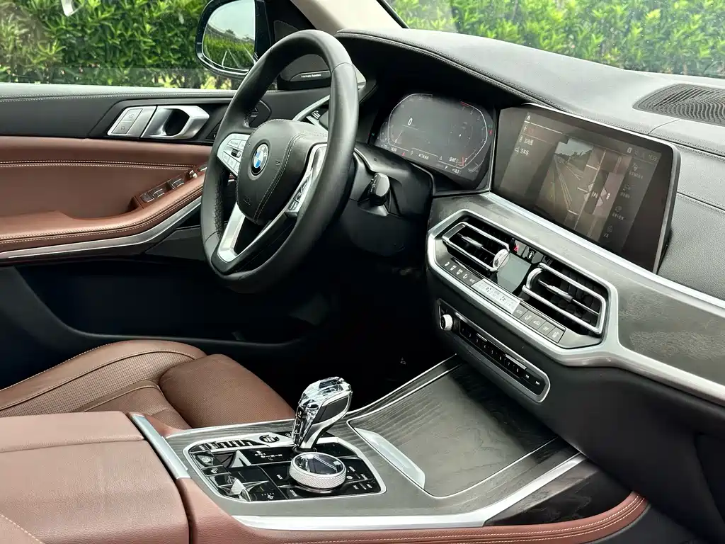 BMW X7 2022 — фото 19