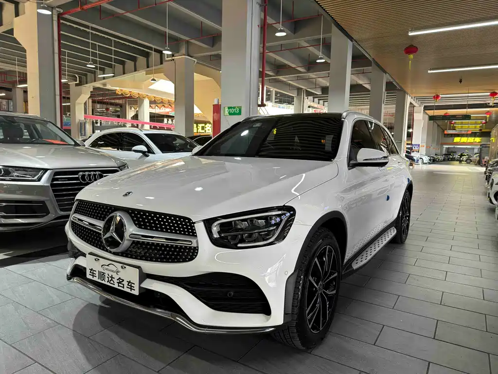 Mercedes-Benz GLC 2021 — фото 1