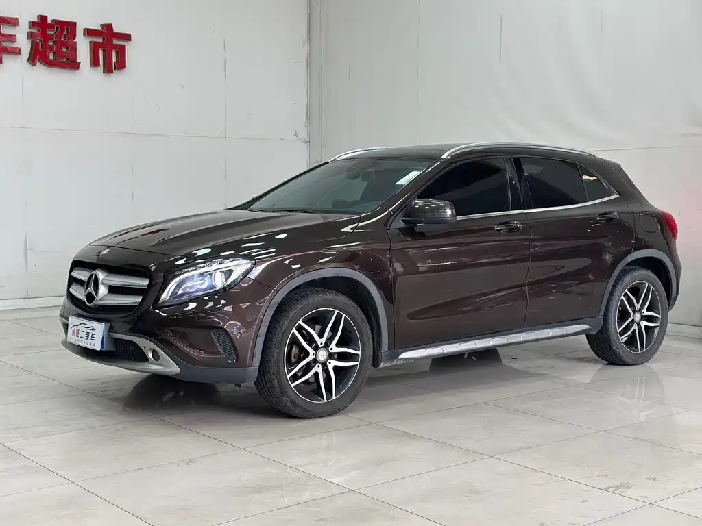 Mercedes-Benz GLA 2017 — фото 1