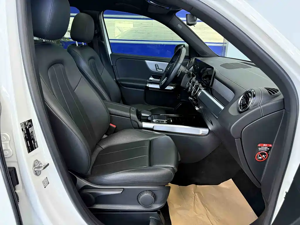 Mercedes-Benz GLB 2020 — фото 23