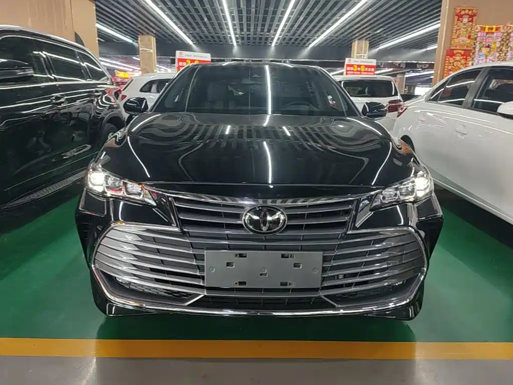 Toyota Avalon 2022 — фото 3