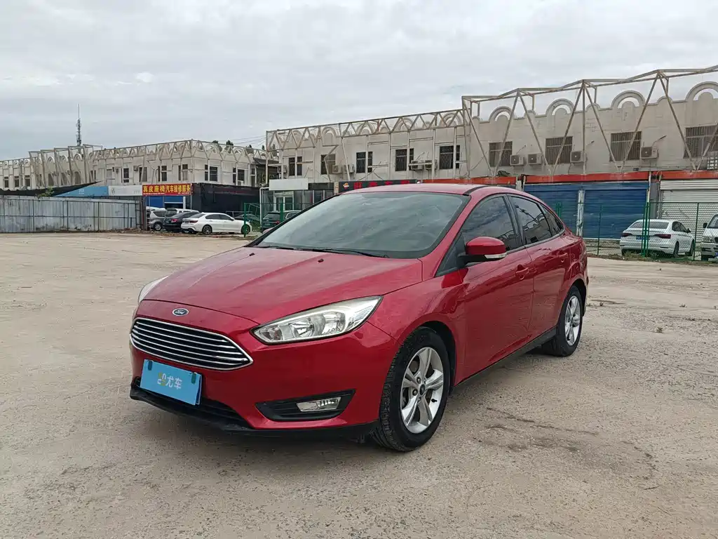 Ford Focus 2017 — фото 1