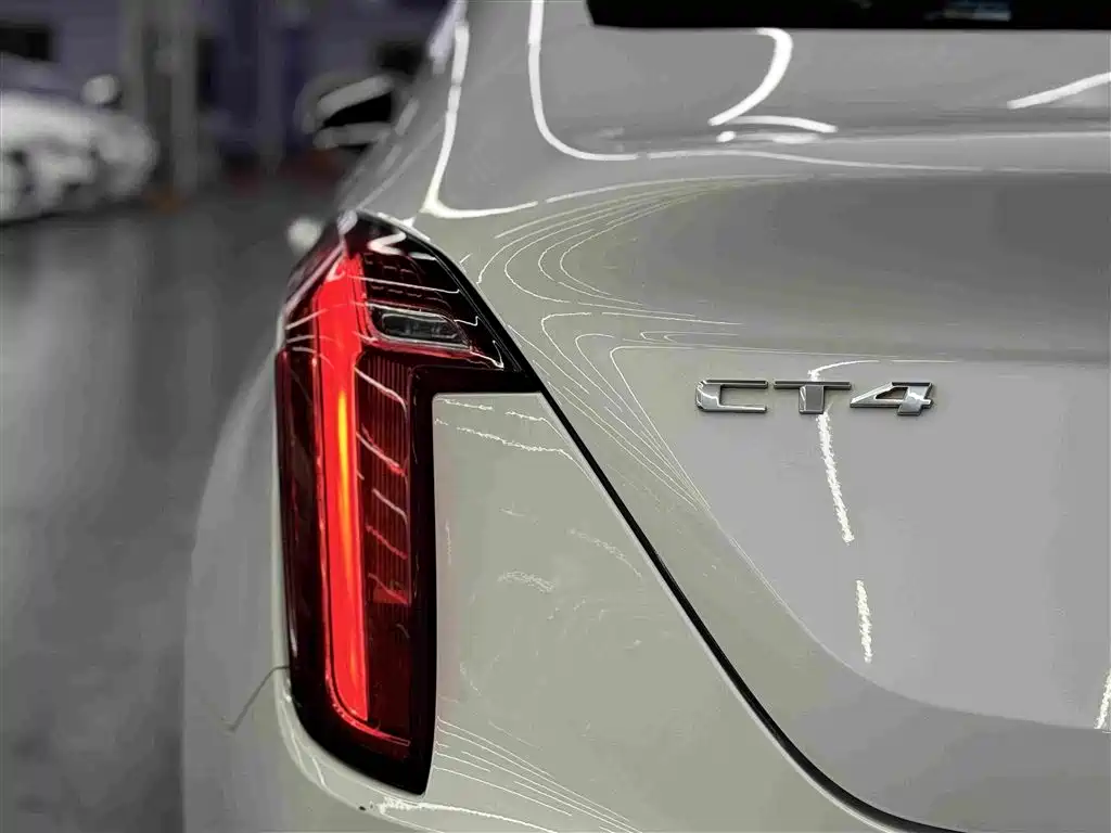 Cadillac CT4 2021 — фото 22