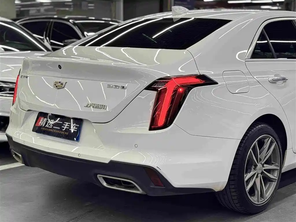 Cadillac CT4 2021 — фото 21