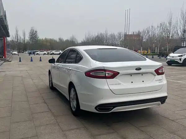 Ford Mondeo 2013