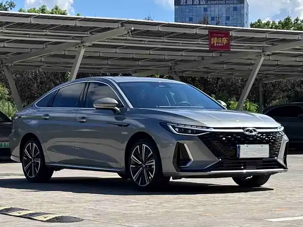 Chery Arrizo 8 2025