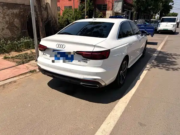 Audi A4L 2023