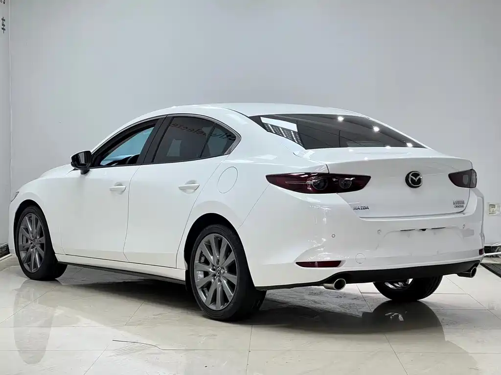 Mazda 3 Angkesela 2023