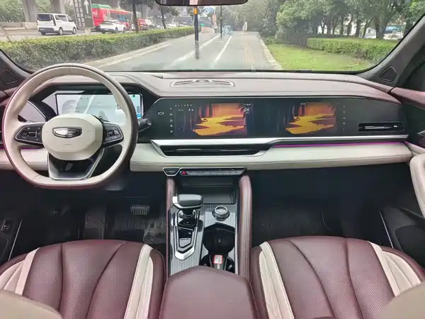 Geely Xingyue L 2022