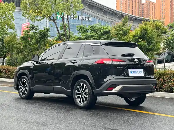 Toyota Frontlander 2023