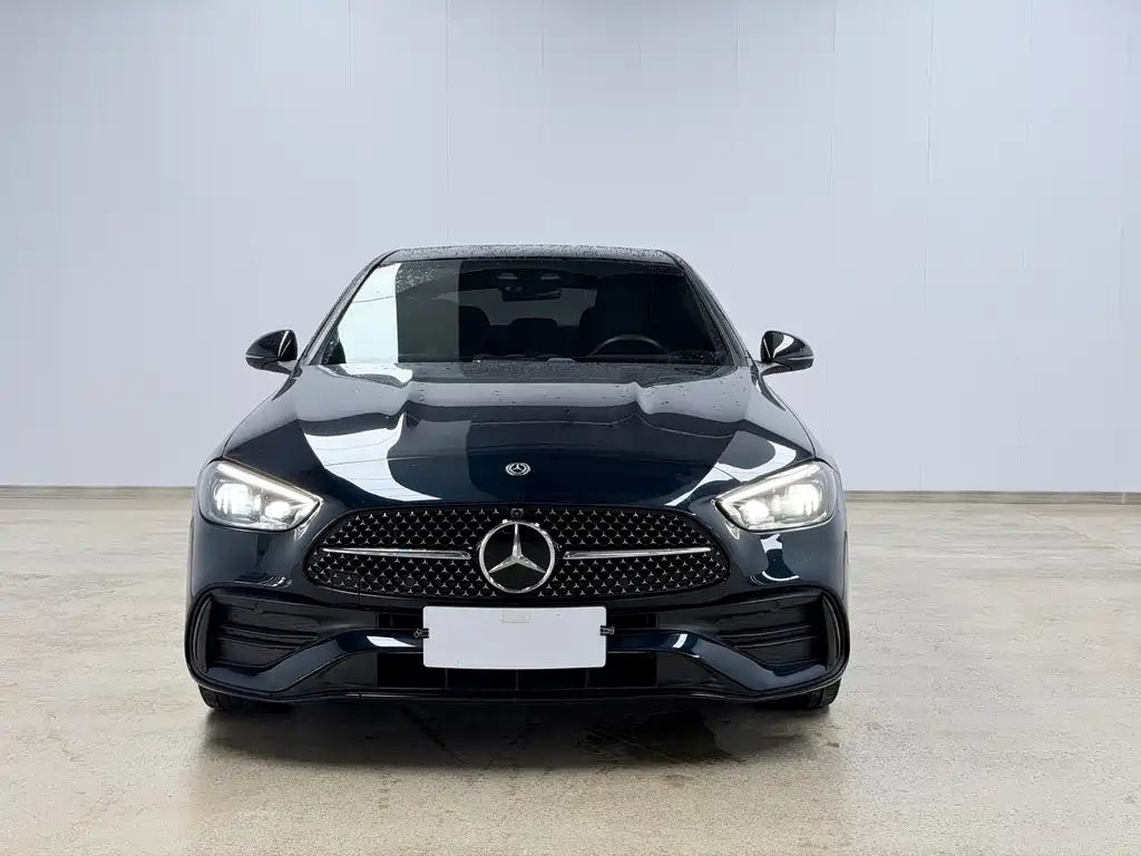 Mercedes-Benz C-Class 2021