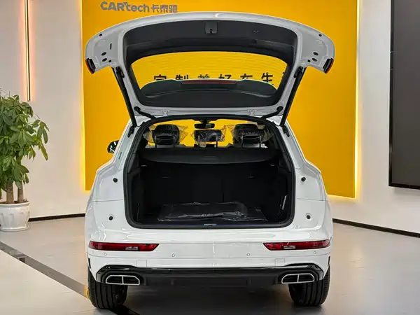Audi Q5L 2024
