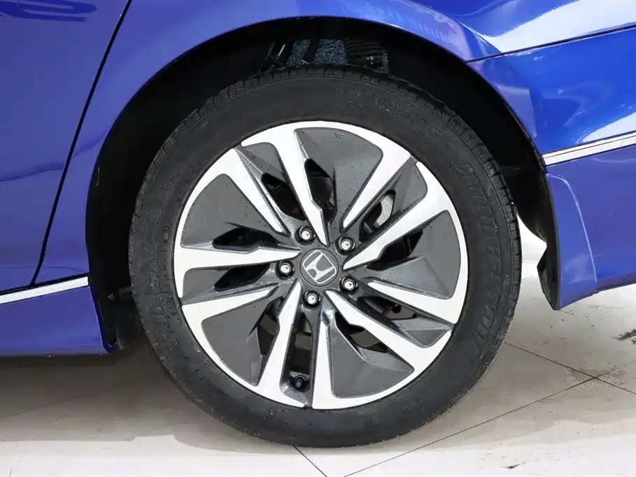 Honda Accord 2021 — фото 19