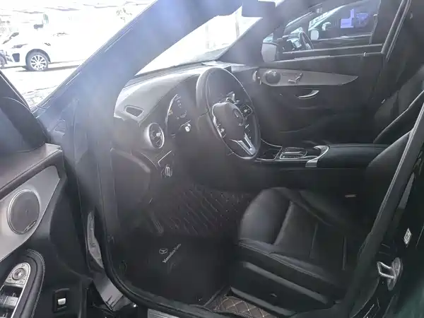 Mercedes-Benz GLC 2022