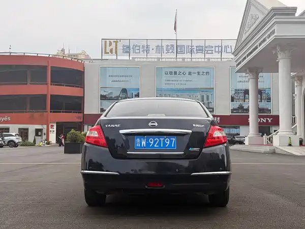 Nissan Teana 2010