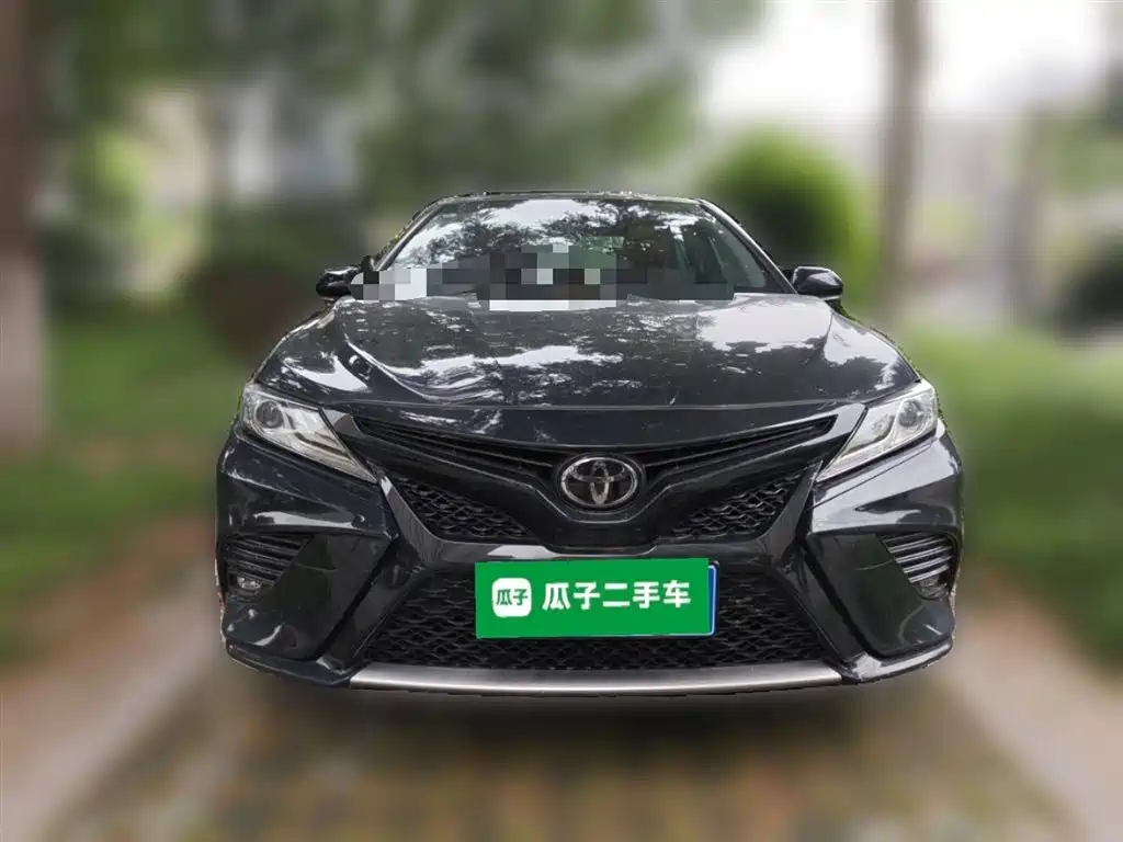 Toyota Camry 2018 — фото 24