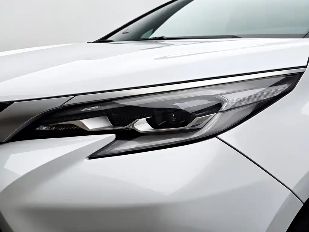 Toyota Sienna 2023 — фото 8