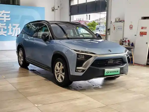 NIO ES8 2019