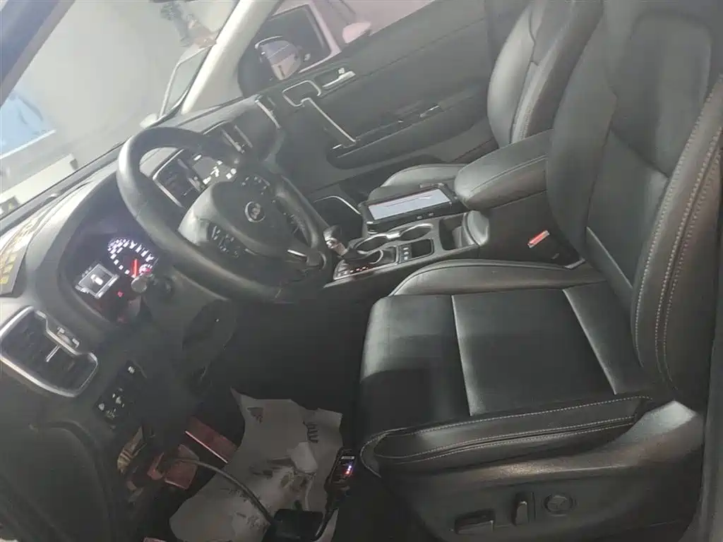 Kia KX5 2016 — фото 15
