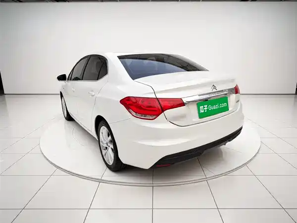 Citroën C4L 2014