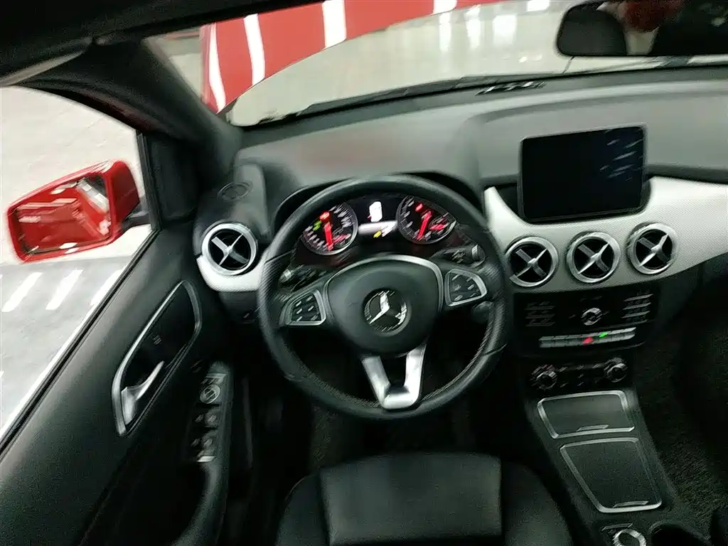 Mercedes-Benz B-Class 2018 — фото 7