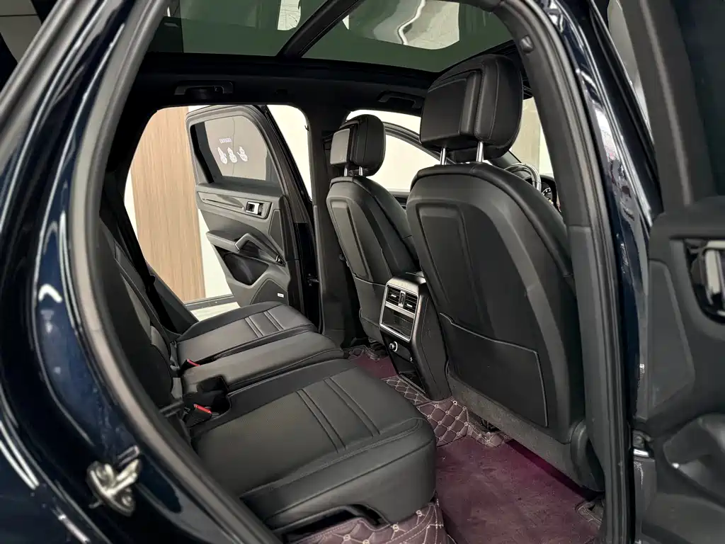 Porsche Cayenne Hybrid 2020 — фото 17