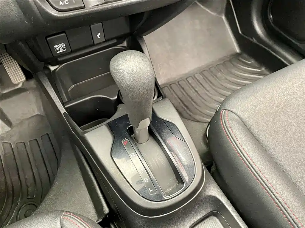 Honda Fit 2019 — фото 10