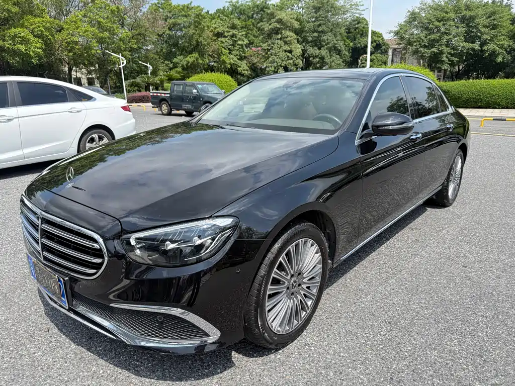Mercedes-Benz E-Class 2021 — фото 1