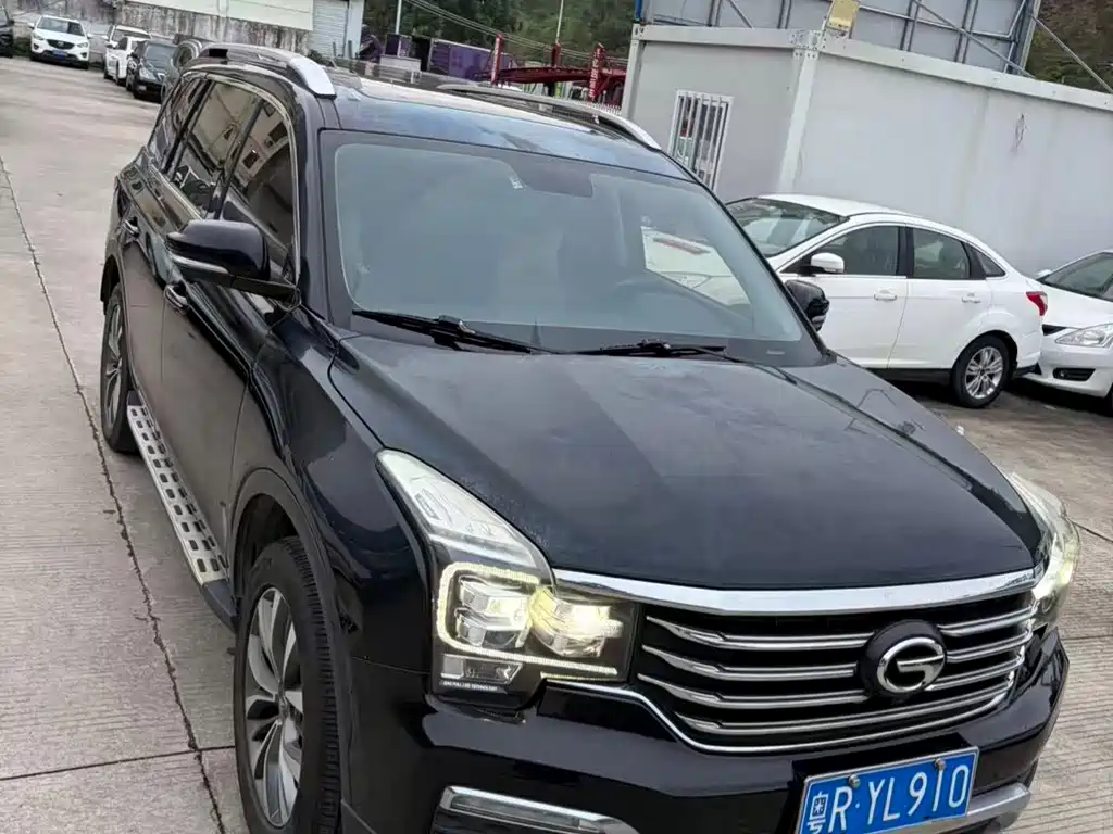 GAC Motor Trumpchi GS8 2018 — фото 3