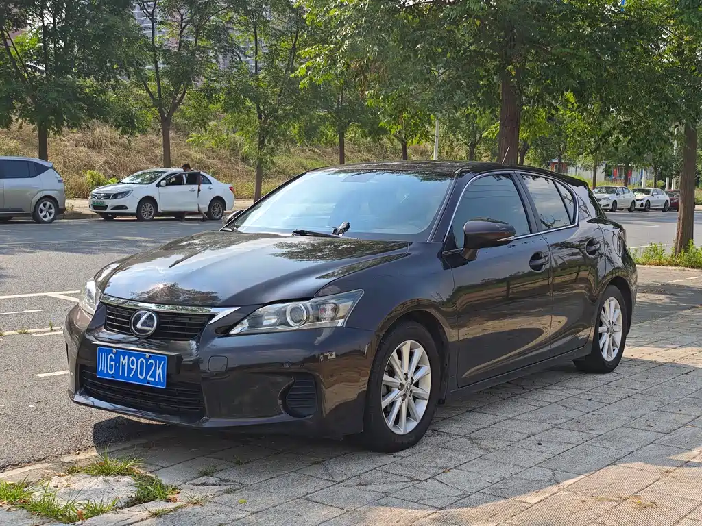 Lexus CT 2012